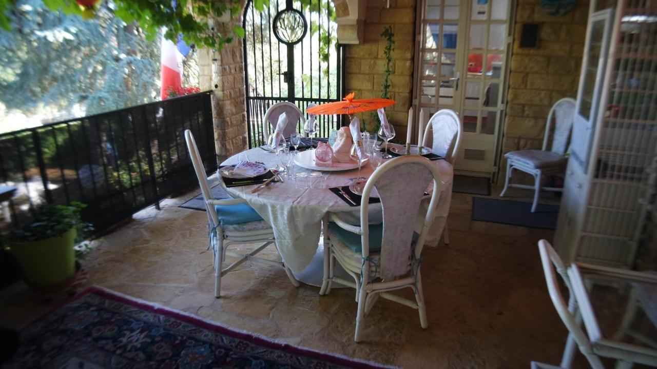 Bed and Breakfast Le Balcon Des Jasses Espere Екстер'єр фото
