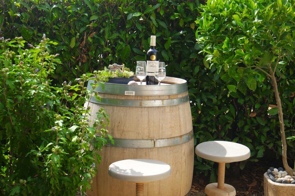 Bed and Breakfast Le Balcon Des Jasses Espere Екстер'єр фото