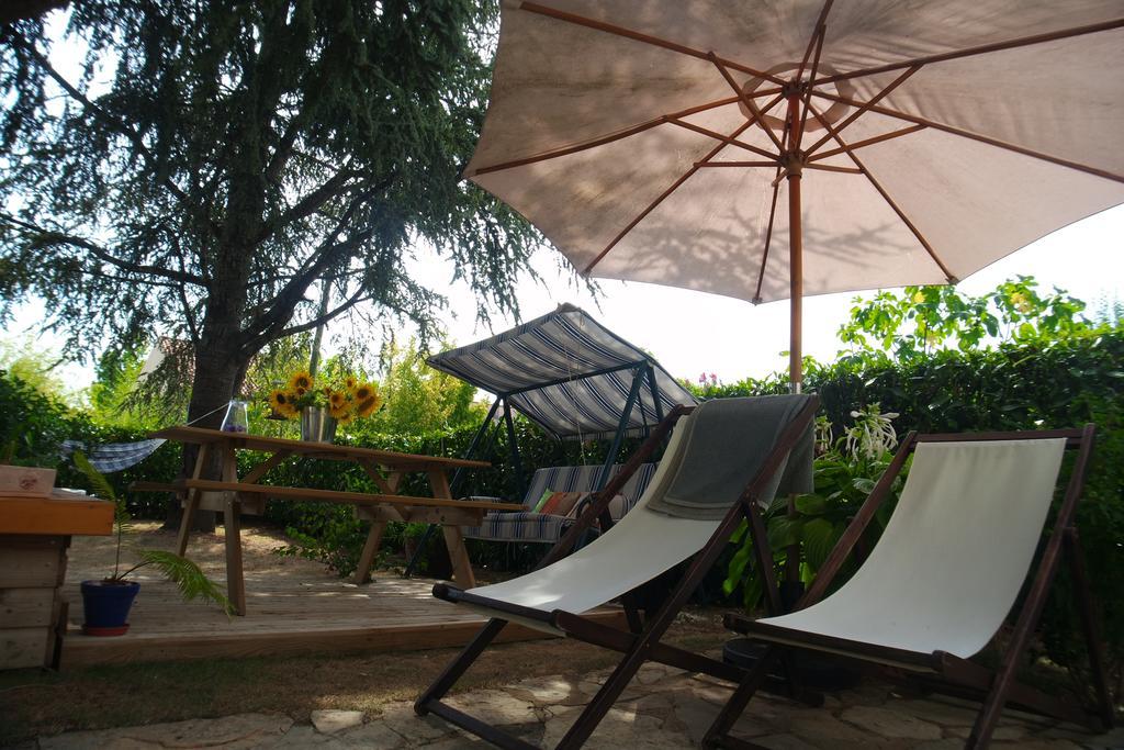 Bed and Breakfast Le Balcon Des Jasses Espere Екстер'єр фото