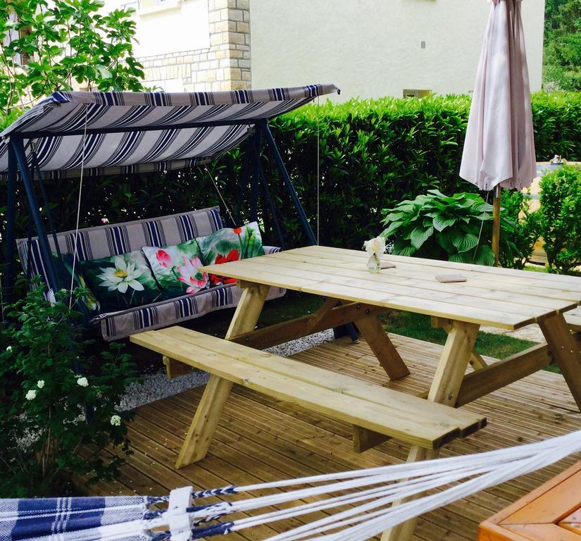 Bed and Breakfast Le Balcon Des Jasses Espere Екстер'єр фото
