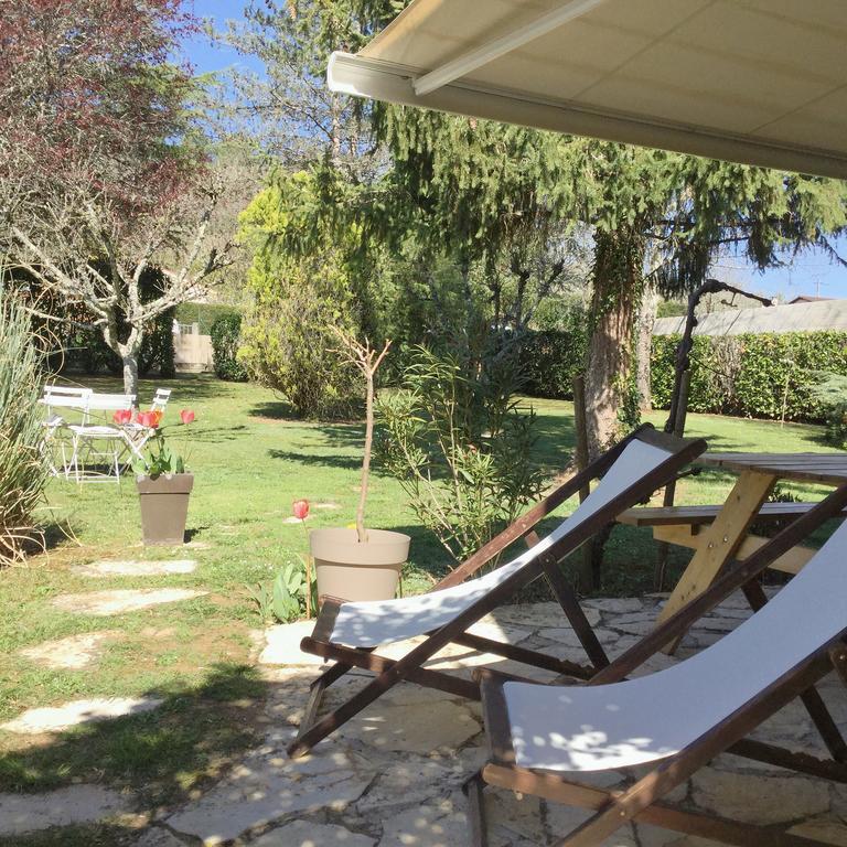 Bed and Breakfast Le Balcon Des Jasses Espere Екстер'єр фото