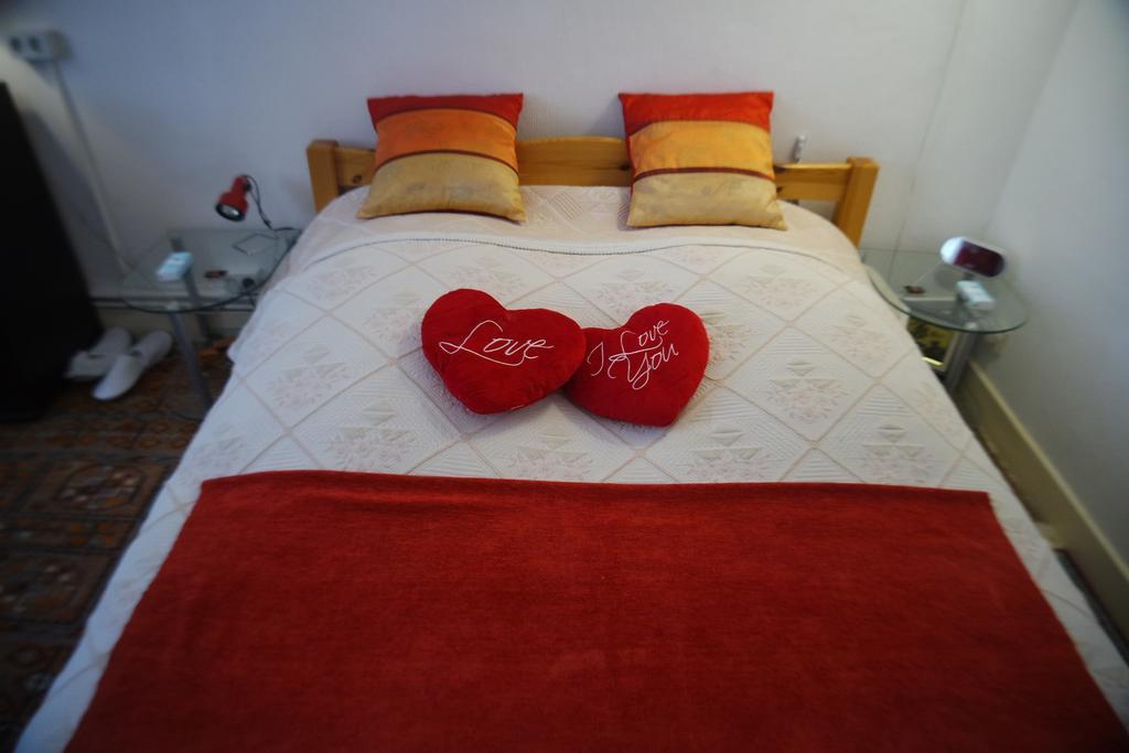 Bed and Breakfast Le Balcon Des Jasses Espere Екстер'єр фото