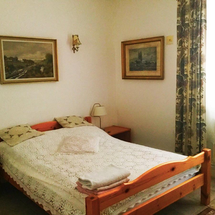 Bed and Breakfast Le Balcon Des Jasses Espere Екстер'єр фото